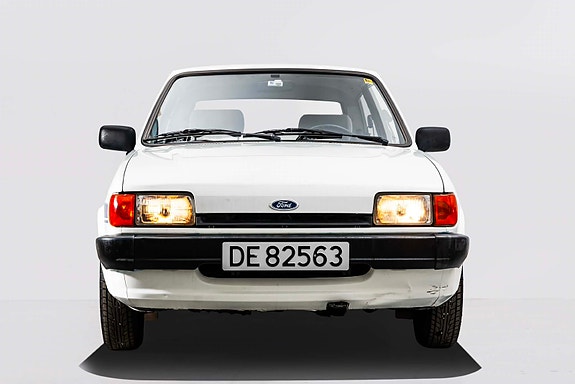 Ford Fiesta 4 of 5
