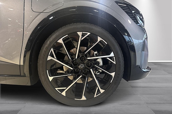 Renault Megane 24 of 26