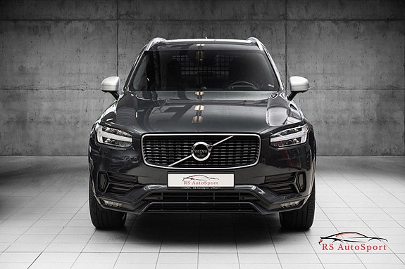 Volvo XC90 2 of 5