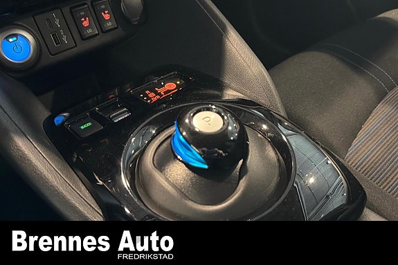 Nissan Leaf 19 of 24
