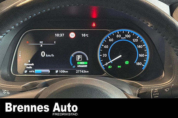 Nissan Leaf 13 of 24
