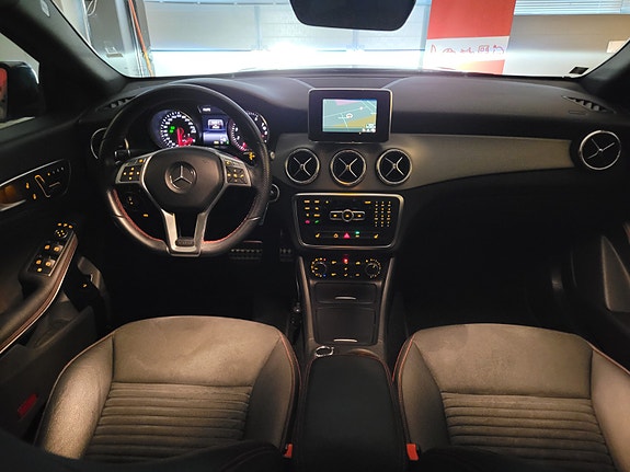 Mercedes-Benz CLA180 28 of 28