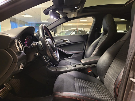 Mercedes-Benz CLA180 20 of 28
