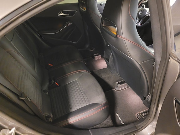 Mercedes-Benz CLA180 19 of 28