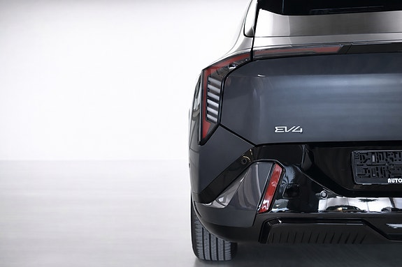 Kia EV4 10 of 24
