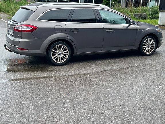 Ford Mondeo 8 of 27