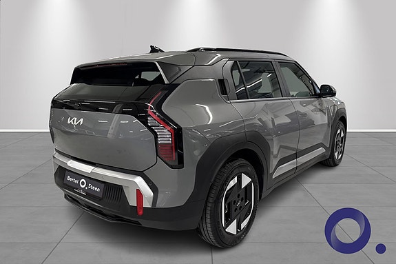 Kia EV3 8 of 18