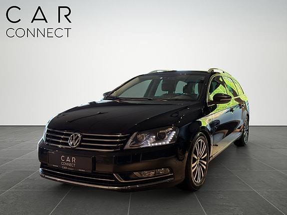 Volkswagen Passat 7 of 30