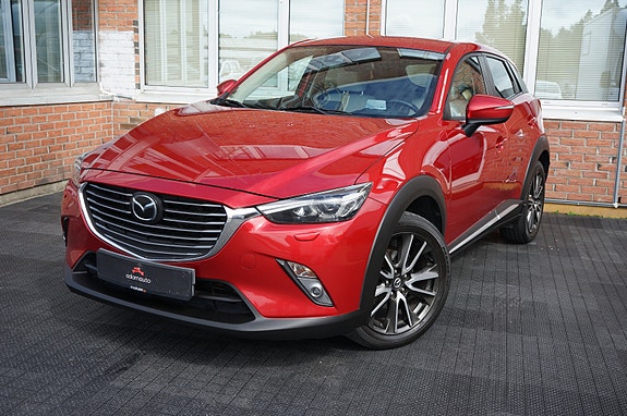 Mazda CX-3 2 of 5