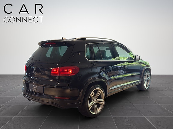 Volkswagen Tiguan 9 of 20
