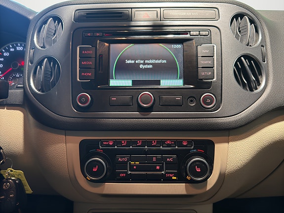 Volkswagen Tiguan 20 of 20
