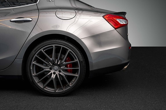 Maserati Ghibli 14 of 30
