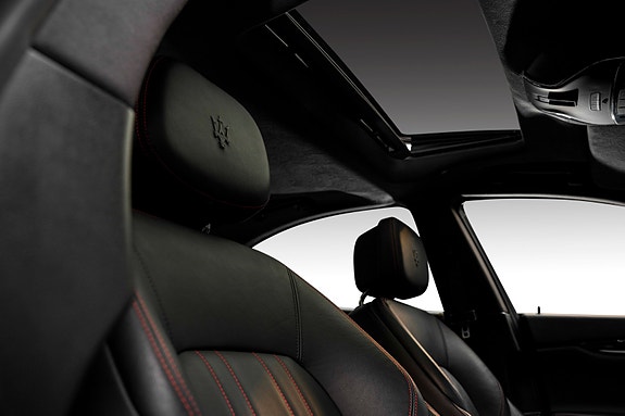 Maserati Ghibli 22 of 30