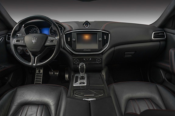 Maserati Ghibli 19 of 30