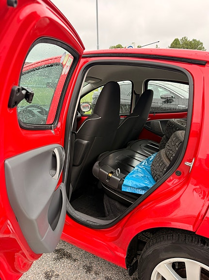 Peugeot 107 24 of 30