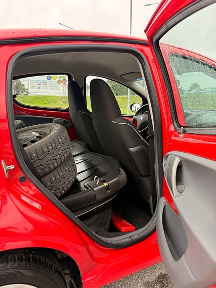 Peugeot 107 23 of 30