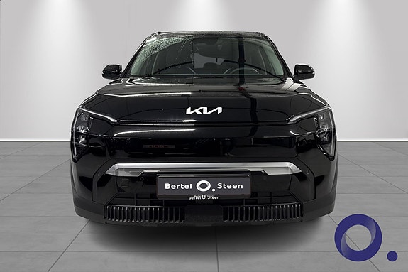 Kia EV3 2 of 5