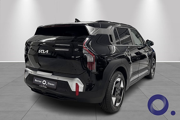 Kia EV3 8 of 18