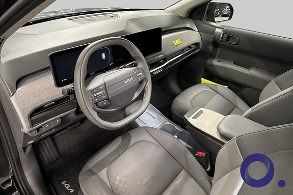 Kia EV3 11 of 18