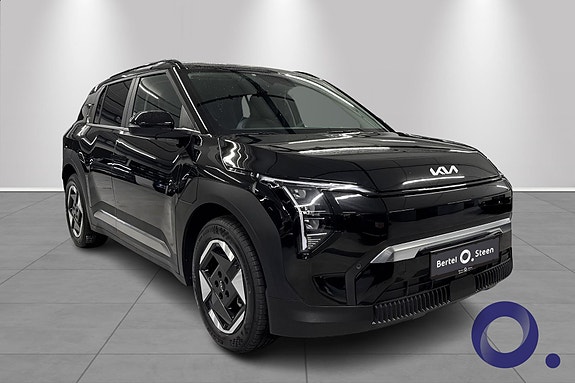 Kia EV3 3 of 5