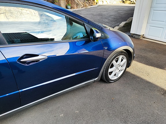 Honda Civic 2 of 5