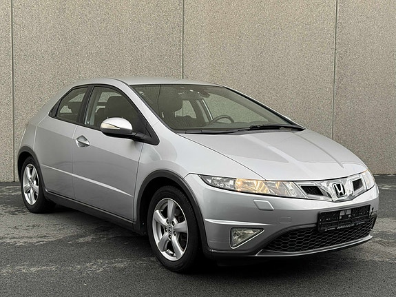 Honda Civic 3 of 5