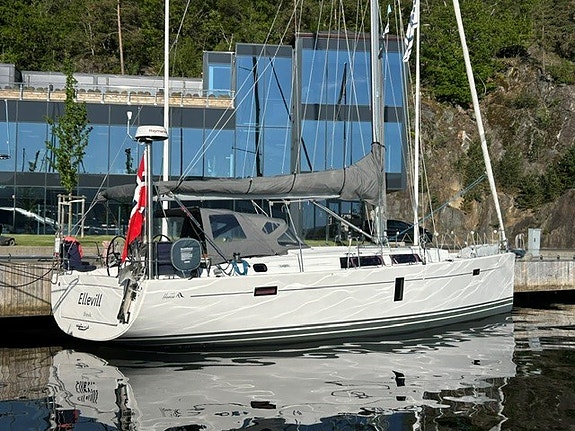 Hanse 445 med VP D2-75 fra 2025. Ny nav. 2022/2023 ++ Meget påkostet! Skipsreg. 2 of 5