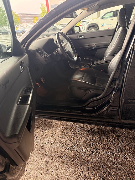 Volvo S40 23 of 30