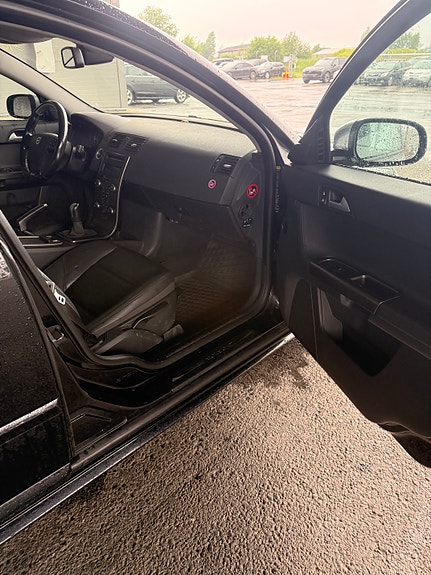 Volvo S40 14 of 30