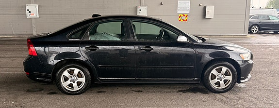 Volvo S40 5 of 5