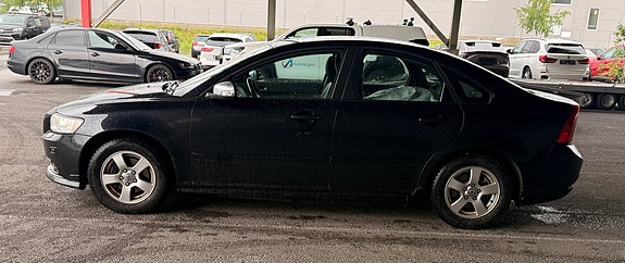 Volvo S40 11 of 30