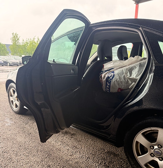 Volvo S40 20 of 30