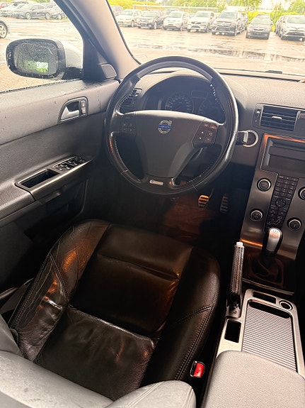 Volvo S40 26 of 30