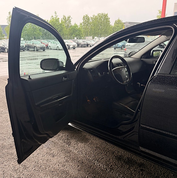 Volvo S40 21 of 30