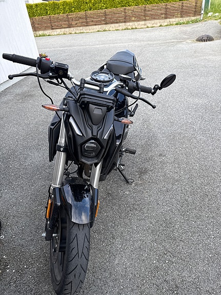 VOGE 125 R 5 of 5