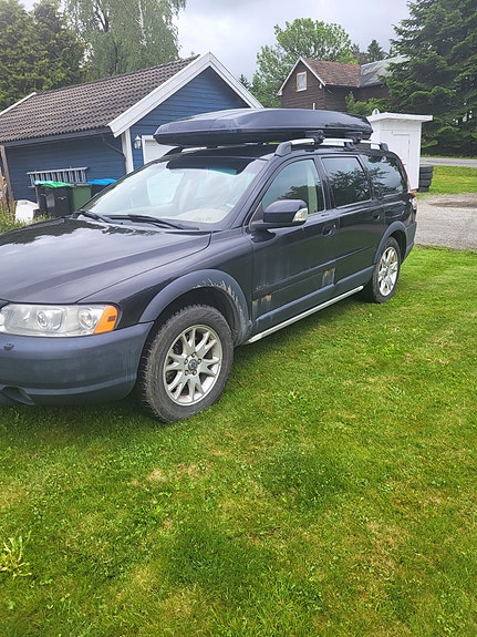 Volvo XC70 3 of 5