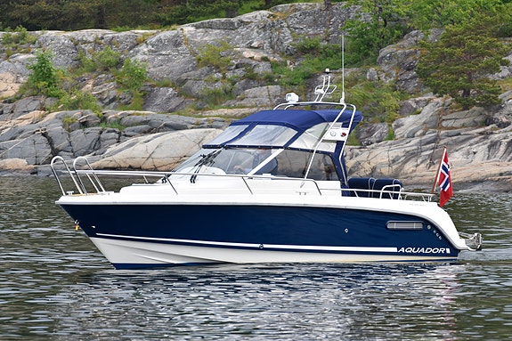 Flott Aquador 25 WAe med Mercruiser 320 hk QSD diesel. God historikk. Bør sees! 11 of 30