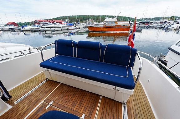 Flott Aquador 25 WAe med Mercruiser 320 hk QSD diesel. God historikk. Bør sees! 24 of 30