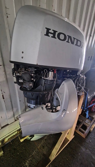 Honda BF150A selges
