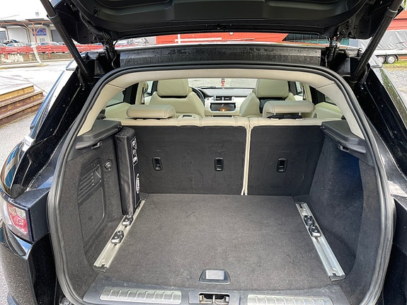 Land Rover Range Rover Evoque 14 of 21