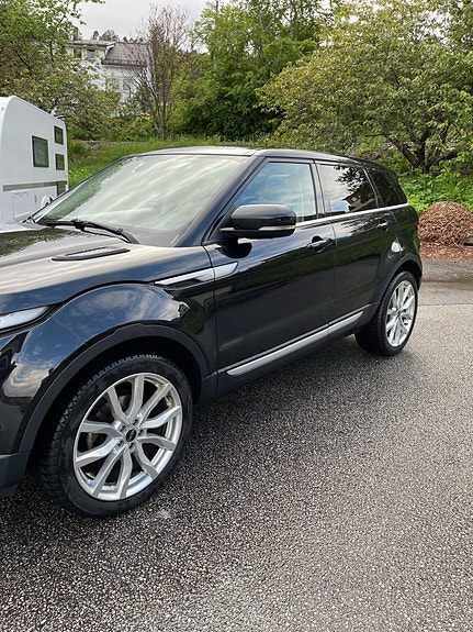 Land Rover Range Rover Evoque 3 of 21