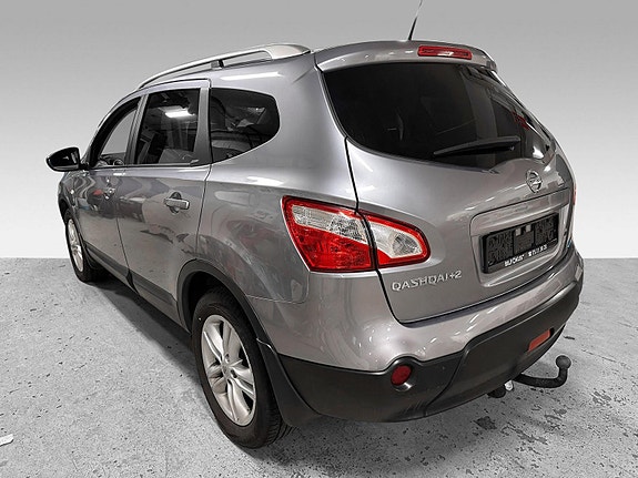 Nissan Qashqai+2 2 of 5