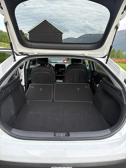 Hyundai IONIQ 4 of 5