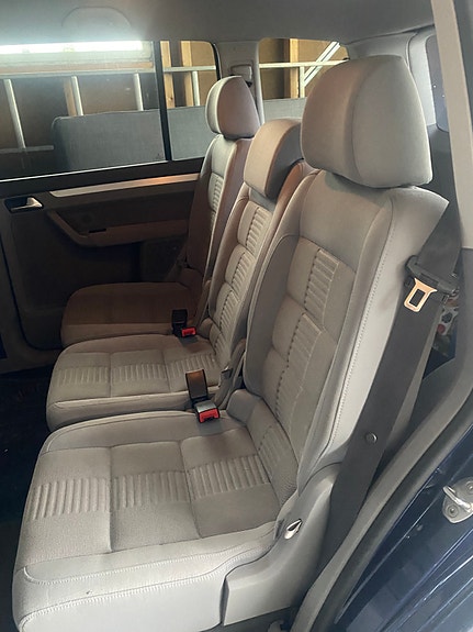 Volkswagen Touran 15 of 15
