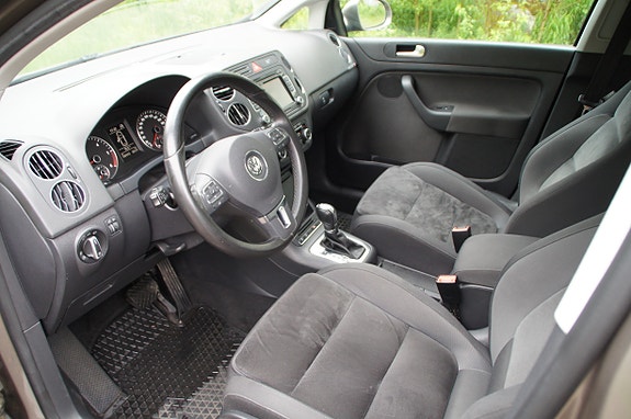 Volkswagen Golf Plus 13 of 30