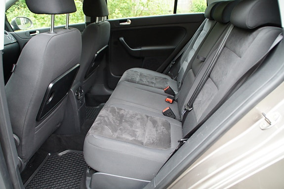 Volkswagen Golf Plus 18 of 30