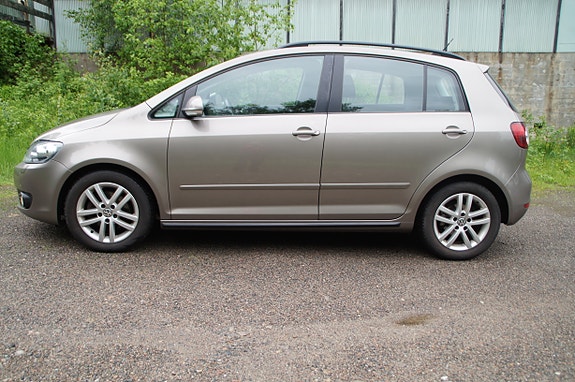 Volkswagen Golf Plus 2 of 30