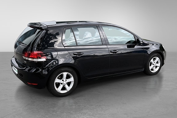 Volkswagen Golf VI 6 of 30
