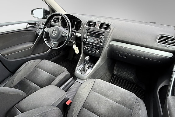 Volkswagen Golf VI 21 of 30