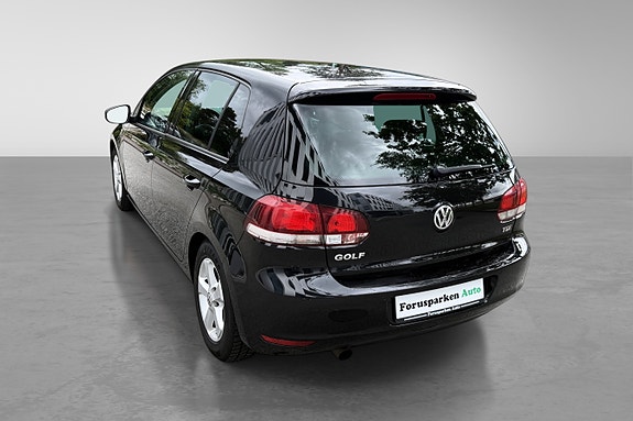 Volkswagen Golf VI 10 of 30